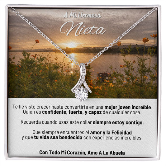 A Mi Hermosa Nieta - Con Todo Mi Corazon, Amo A La Abuela - Alluring Beauty Necklace